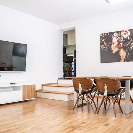 City Wohnung K2 Klimatisiert Friedrichshafen Bagian luar foto