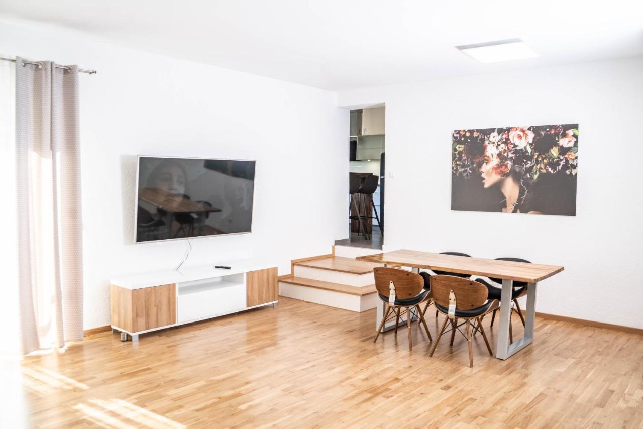 City Wohnung K2 Klimatisiert Friedrichshafen Bagian luar foto